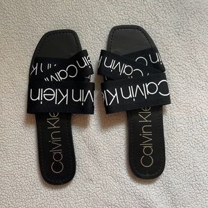 Calvin Klein slip on sandals 8W
